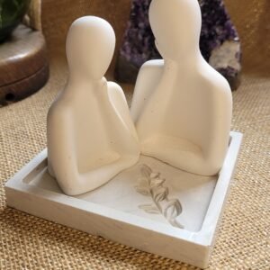 Statue couple avec plateau