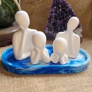 Statue famille 4 personnes avec plateau