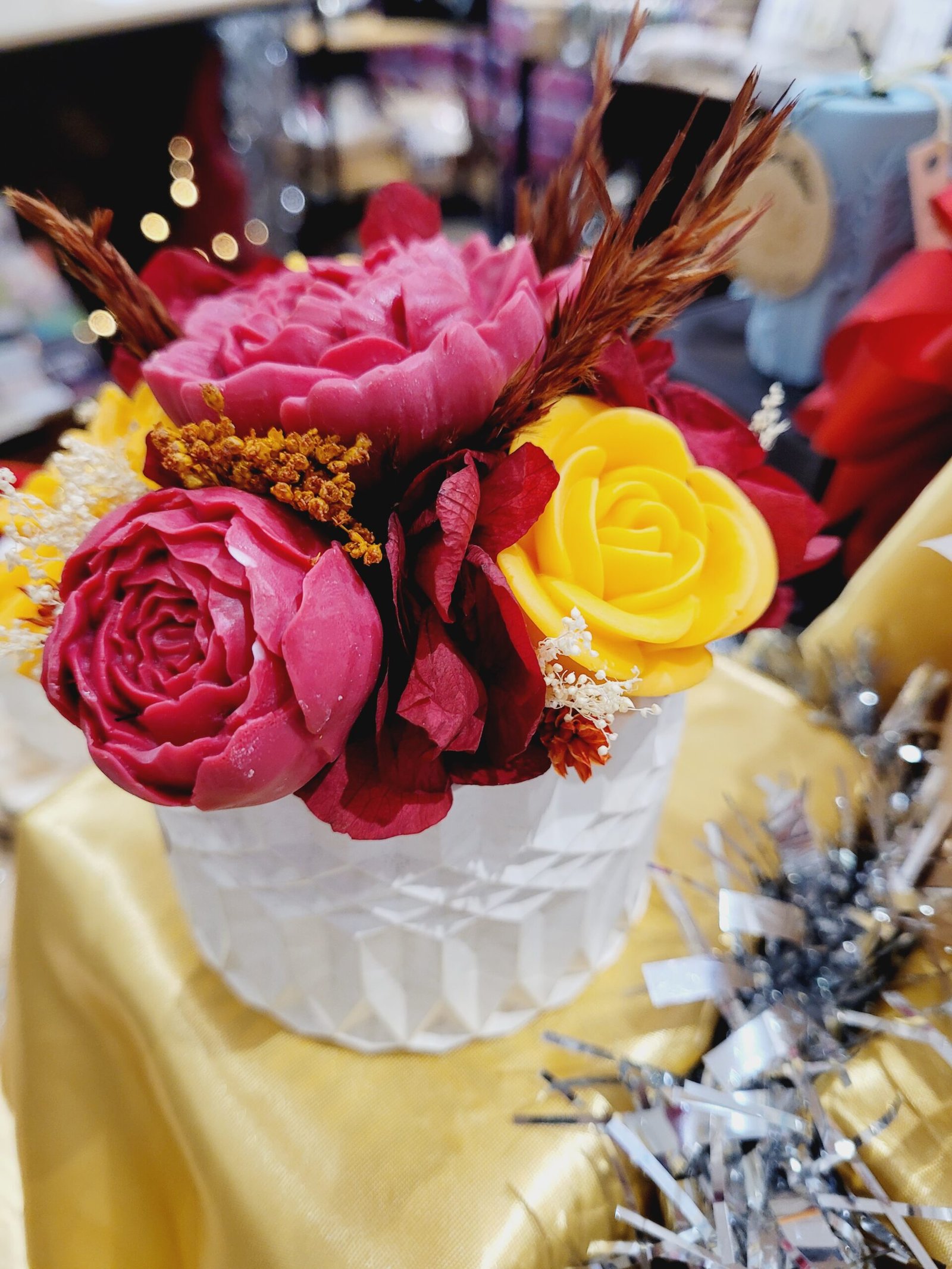 Bougie bouquet de fleurs Cerise Noire – Image 4