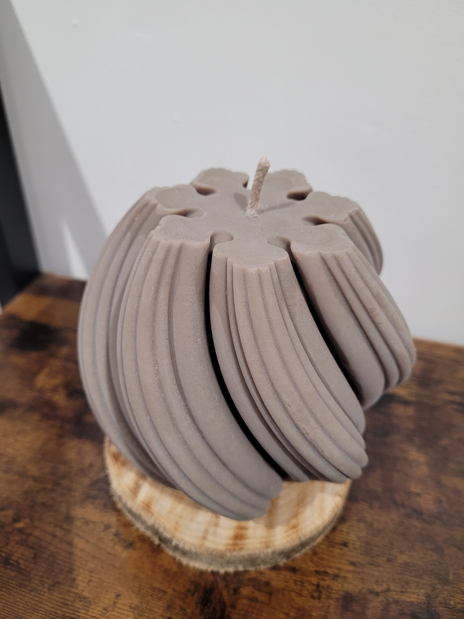 Bougie Spirale Cerise Noire – Image 2