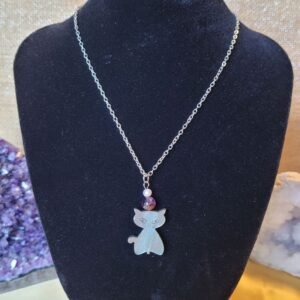Collier Chat