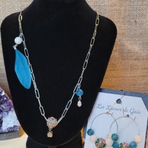 Parure collier boucles d’oreilles « La Haut »