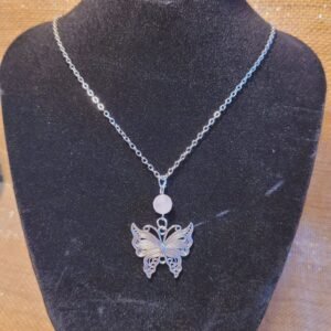 Collier Papillon Quartz Rose